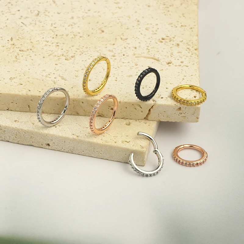 Kolczyk do nosa 16G z przezroc – Body Jewelry Septum recenzja i cena