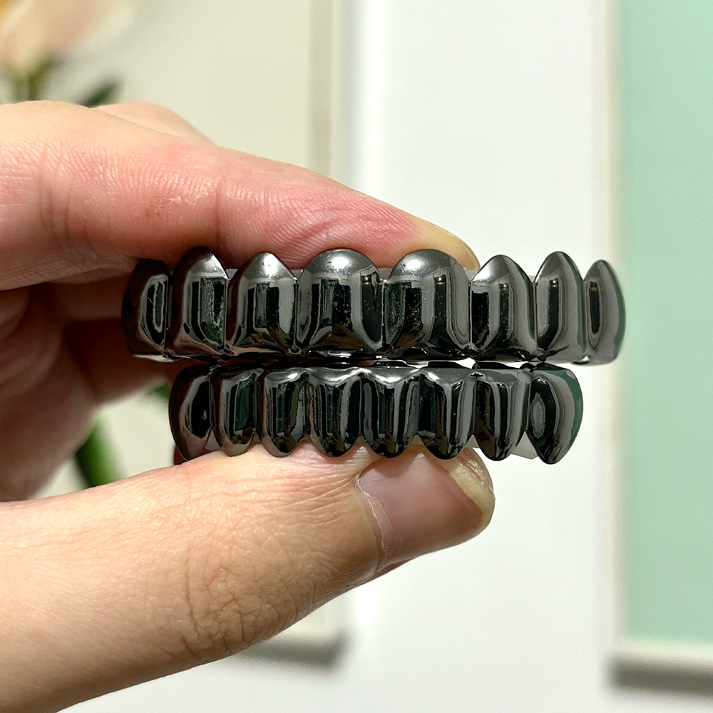 YOUNGX Gładkie czarne nakładki – Body Jewelry Men recenzja i cena